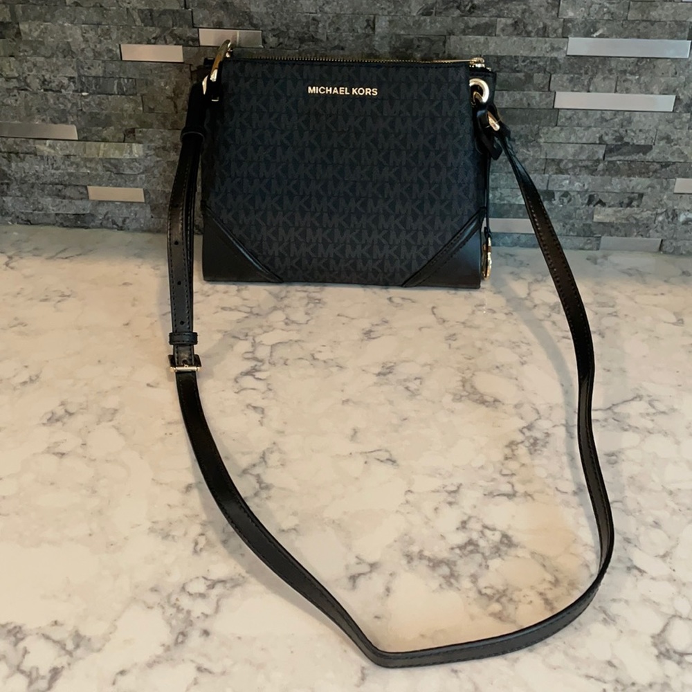 Michael Kors crossbody